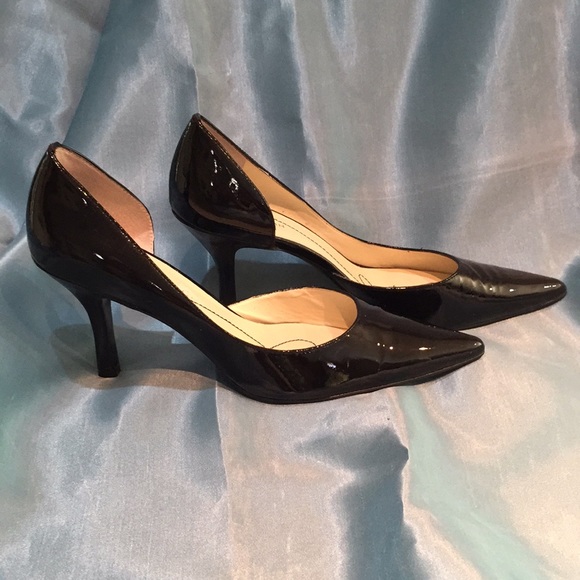 Black Patent leather high heels. - Picture 1 of 6